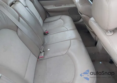 2002 Lincoln Continental z USA, uszkodzony, nr VIN 1LNHM97V52Y678644